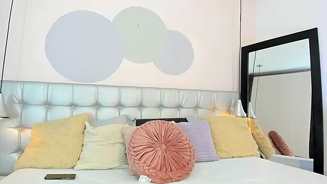 Axel brunette1 online show from 03-13-25, 08:00