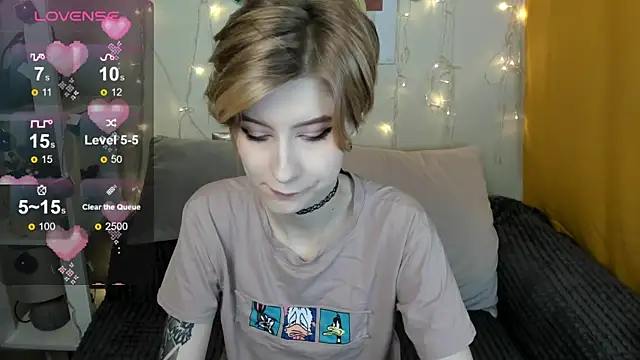 Angel Jules online show from 12-30-24, 04:20