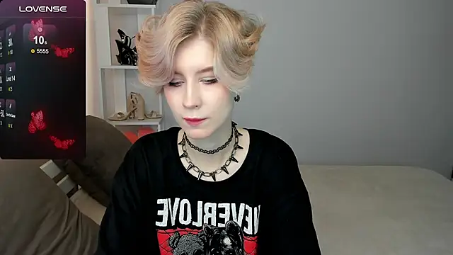 Angel Jules online show from 09-11-25, 01:06