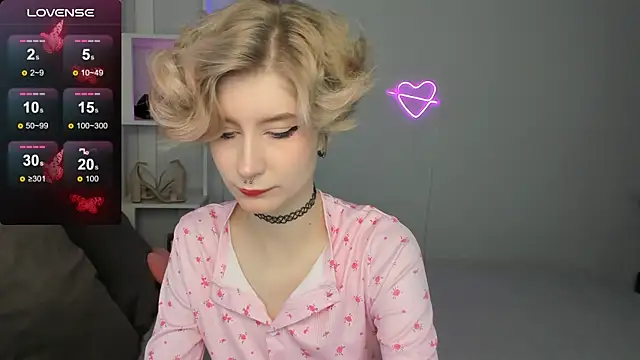 Angel Jules online show from 10-10-25, 12:42