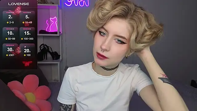 Angel Jules online show from 10-12-25, 01:04