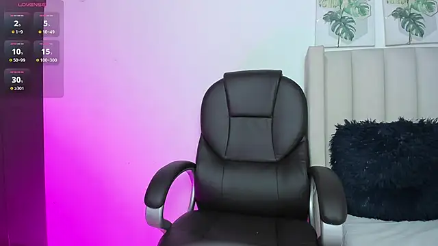 Snapshot of Marian_Boobs chatting on 09-11-25, 07:03 Marian Boobs online show from 09-11-25, 07:03