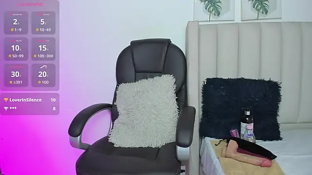 Snapshot of Marian_Boobs chatting on 11-08-25, 07:23 Marian Boobs online show from 11-08-25, 07:23