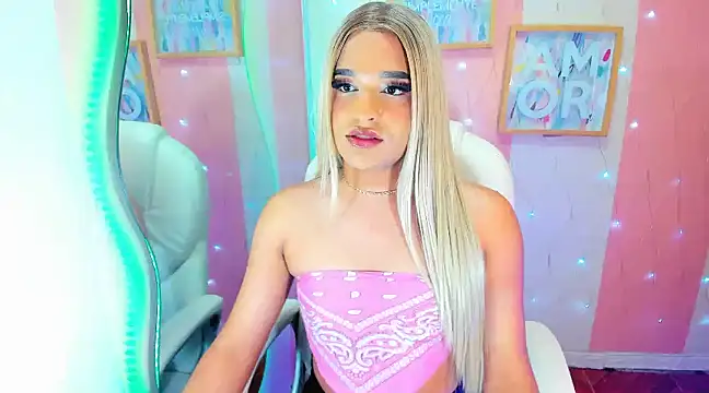 Snapshot of Elody_Preysler69 chatting on 12-23-24, 10:32 Elody Preysler69 online show from 12-23-24, 10:32