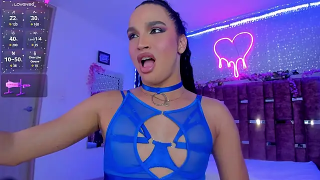 KylieVictoria online show from 01-12-25, 07:21