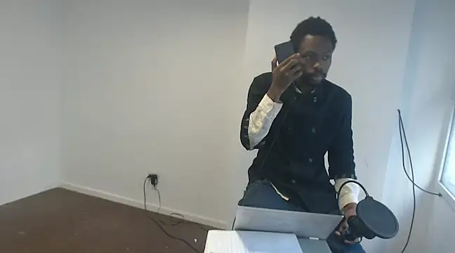 Snapshot of Mastertopdome chatting on 02-13-25, 07:21 Mastertopdome online show from 02-13-25, 07:21