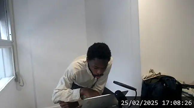 Snapshot of Mastertopdome chatting on 02-25-25, 08:09 Mastertopdome online show from 02-25-25, 08:09