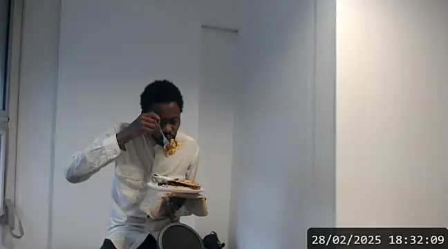 Snapshot of Mastertopdome chatting on 02-28-25, 09:33 Mastertopdome online show from 02-28-25, 09:33