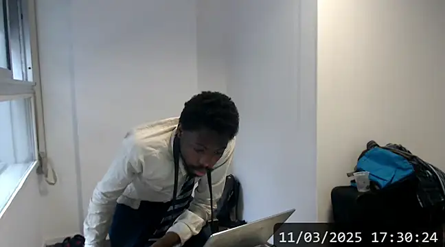 Snapshot of Mastertopdome chatting on 03-11-25, 08:31 Mastertopdome online show from 03-11-25, 08:31