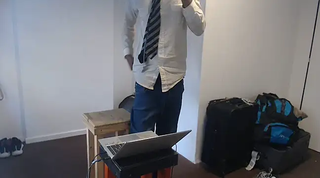 Snapshot of Mastertopdome chatting on 03-13-25, 02:01 Mastertopdome online show from 03-13-25, 02:01