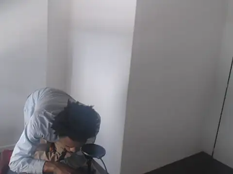 Snapshot of Mastertopdome chatting on 11-13-25, 04:28 Mastertopdome online show from 11-13-25, 04:28