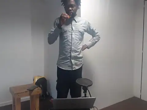 Snapshot of Mastertopdome chatting on 11-21-25, 09:57 Mastertopdome online show from 11-21-25, 09:57