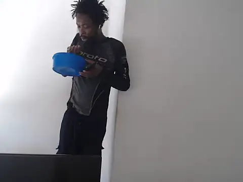 Snapshot of Mastertopdome chatting on 02-18-26, 03:41 Mastertopdome online show from 02-18-26, 03:41