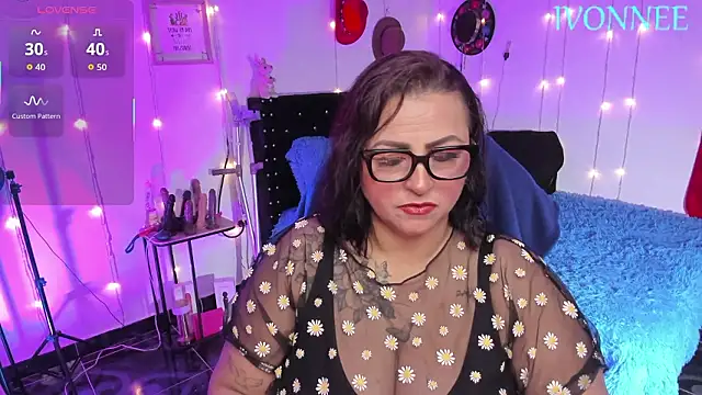 Ivonnee   online show from 02-07-26, 10:19