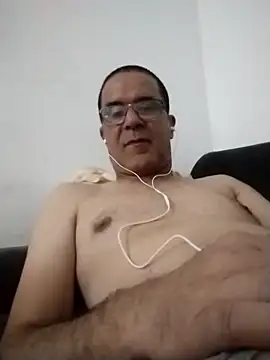 Snapshot of barboza991 chatting on 03-25-26, 01:33 barboza991 online show from 03-25-26, 01:33