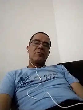 Snapshot of barboza991 chatting on 04-11-26, 11:53 barboza991 online show from 04-11-26, 11:53