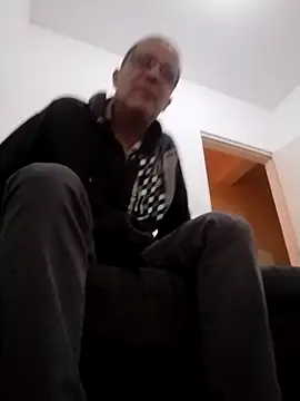 Snapshot of barboza991 chatting on 05-28-26, 03:31 barboza991 online show from 05-28-26, 03:31