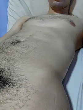 boyminerin00 online show from 09-11-25, 03:39