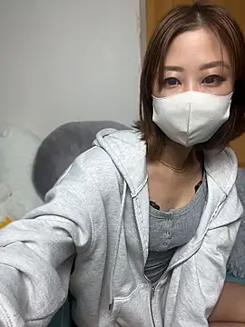 Snapshot of ayu0009rrr chatting on 04-09-26, 03:06 ayu0009rrr online show from 04-09-26, 03:06