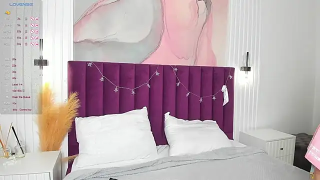 KetrinWhite online show from 01-16-25, 01:37