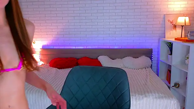 NovaBlissss online show from 05-18-26, 04:35