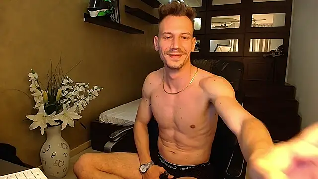 Snapshot of MateoBenjaminX chatting on 03-19-25, 06:34 MateoBenjaminX online show from 03-19-25, 06:34