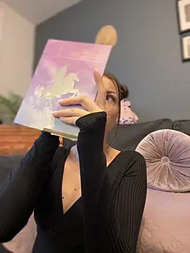 Mia Ethan online show from 02-12-25, 06:40