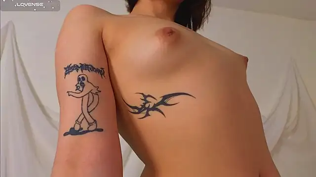 Snapshot of EthalGold chatting on 02-19-25, 09:17 EthalGold online show from 02-19-25, 09:17