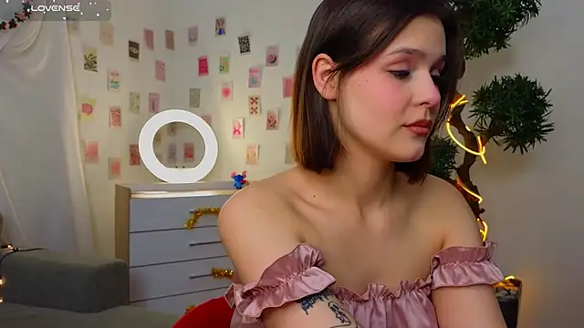 Snapshot of EthalGold chatting on 03-22-25, 03:09 EthalGold online show from 03-22-25, 03:09