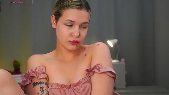 Snapshot of EthalGold chatting on 11-16-25, 03:12 EthalGold online show from 11-16-25, 03:12