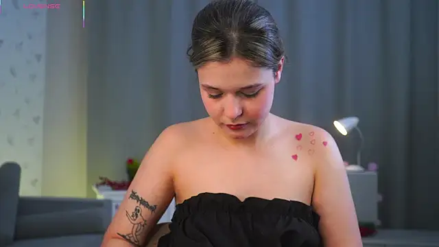 Snapshot of EthalGold chatting on 11-20-25, 03:07 EthalGold online show from 11-20-25, 03:07