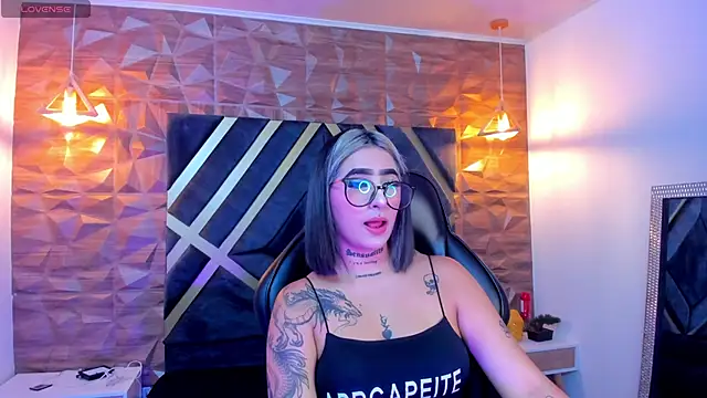 Alahia Dangelo online show from 10-07-25, 11:40