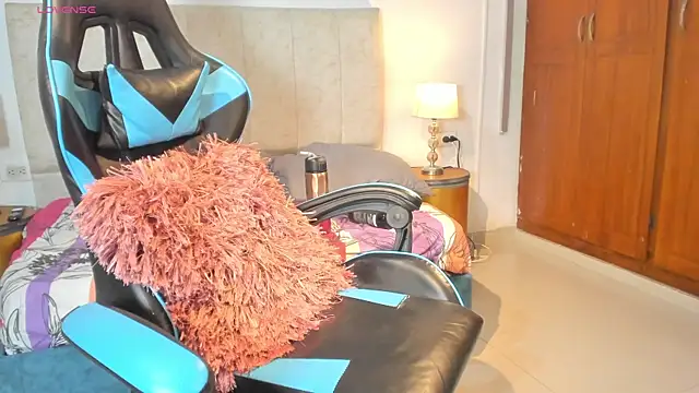  maria foxx  online show from 03-26-26, 05:07