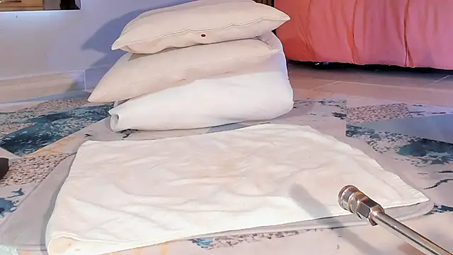 Snapshot of Eilin_clio chatting on 03-08-25, 07:42 Eilin clio online show from 03-08-25, 07:42