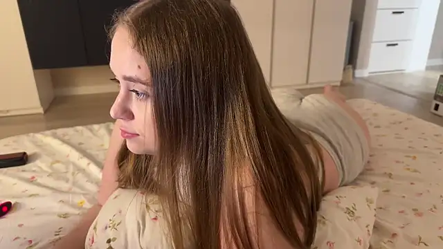 endlesssoffi online show from 04-18-26, 07:29