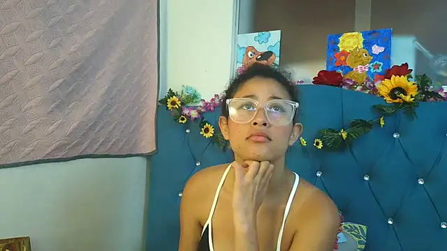 Milkdulce1 online show from 04-20-26, 01:36