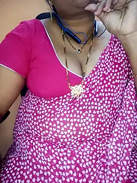 Snapshot of Sexy-Telugunayana2 chatting on 12-18-24, 03:11 Sexy-Telugunayana2 online show from 12-18-24, 03:11