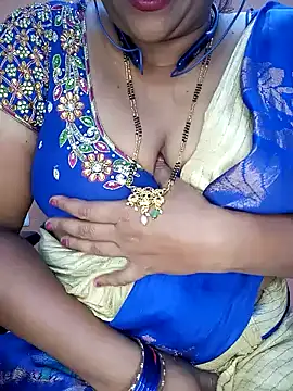 Snapshot of Sexy-Telugunayana2 chatting on 12-21-24, 01:53 Sexy-Telugunayana2 online show from 12-21-24, 01:53