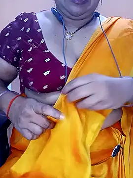 Snapshot of Sexy-Telugunayana2 chatting on 02-13-25, 08:48 Sexy-Telugunayana2 online show from 02-13-25, 08:48