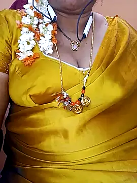 Snapshot of Sexy-Telugunayana2 chatting on 02-20-25, 08:17 Sexy-Telugunayana2 online show from 02-20-25, 08:17