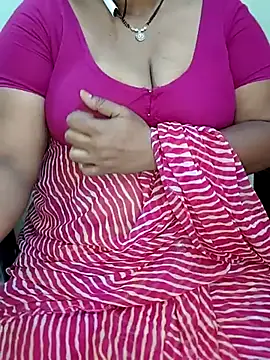 Snapshot of Sexy-Telugunayana2 chatting on 10-29-25, 09:44 Sexy-Telugunayana2 online show from 10-29-25, 09:44