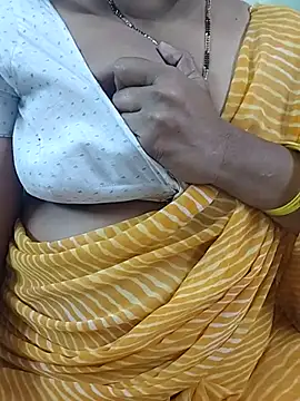 Snapshot of Sexy-Telugunayana2 chatting on 11-14-25, 09:41 Sexy-Telugunayana2 online show from 11-14-25, 09:41