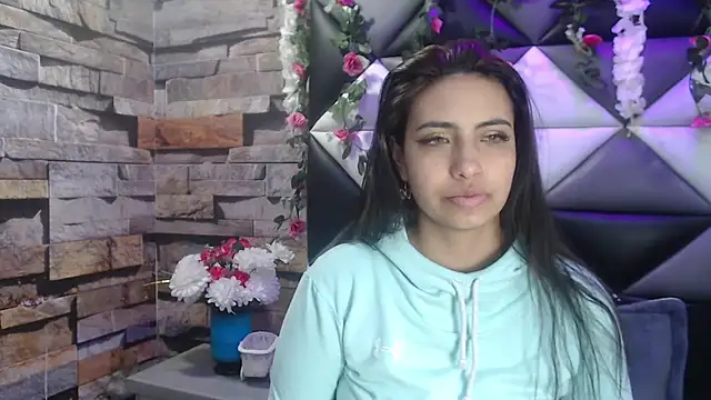 Snapshot of Tammy_Blackk chatting on 01-24-25, 11:59 Tammy Blackk online show from 01-24-25, 11:59