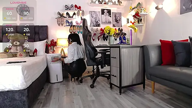 Carlajohnson online show from 09-27-25, 12:59