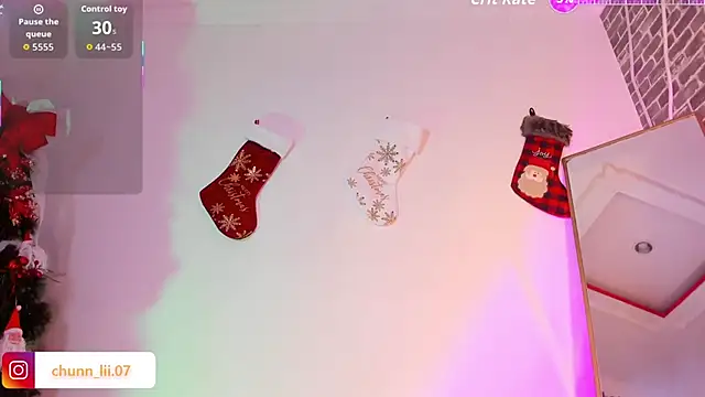 Snapshot of chunn_liioo chatting on 12-20-25, 05:14 chunn liioo online show from 12-20-25, 05:14