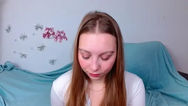 bellaa love  online show from 02-09-26, 12:14