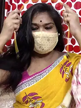 Snapshot of yoursweety09 chatting on 06-28-26, 06:19 yoursweety09 online show from 06-28-26, 06:19