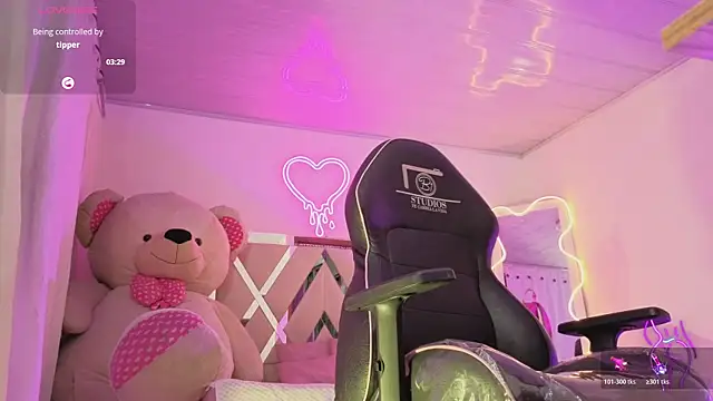 Laylafoxy tay online show from 12-16-25, 03:11