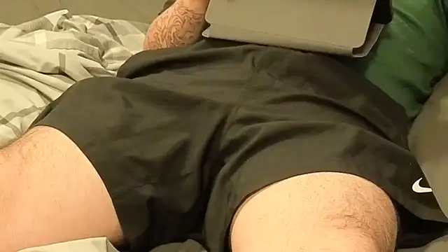 Snapshot of Dan8736 chatting on 02-03-26, 10:15 Dan8736 online show from 02-03-26, 10:15