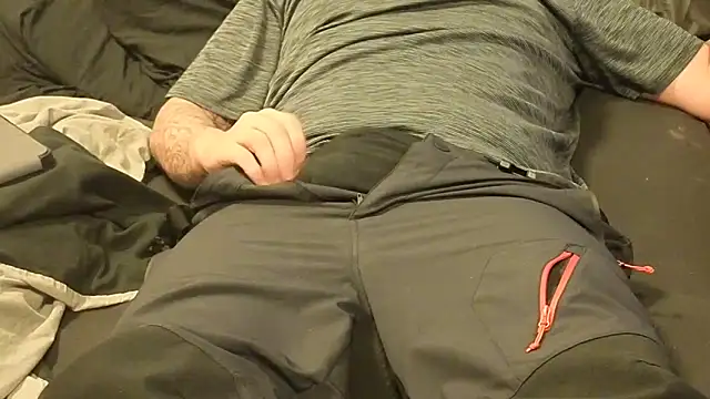 Snapshot of Dan8736 chatting on 02-21-26, 10:33 Dan8736 online show from 02-21-26, 10:33